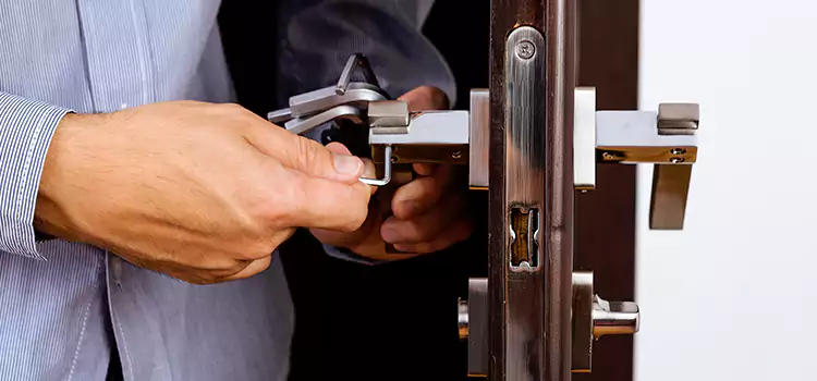 Commercial Door Lock Repair Logan